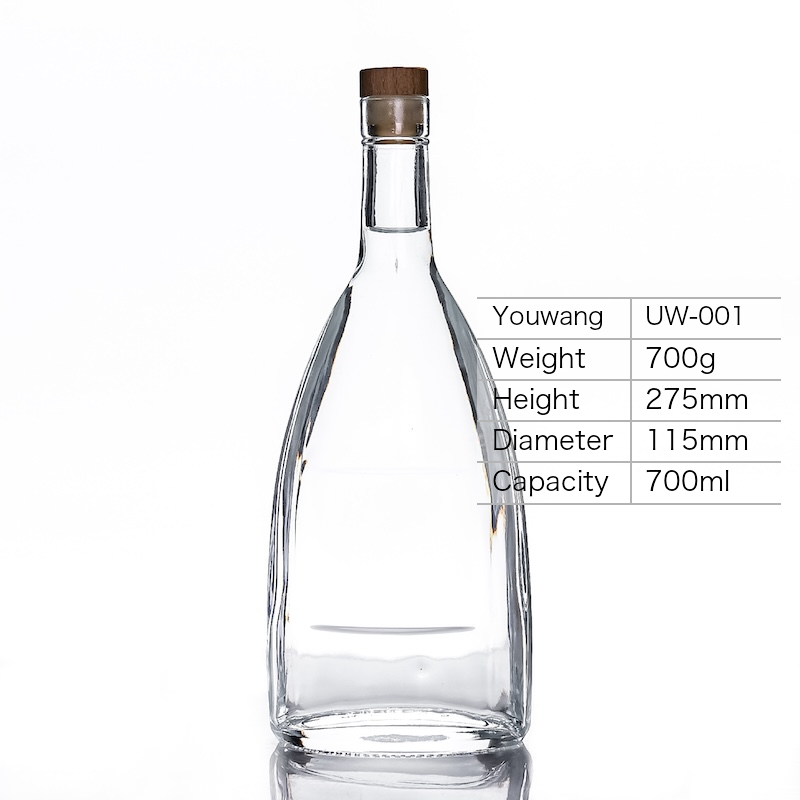 700ml Triangular Extra Flint Glass Spirit Bottle