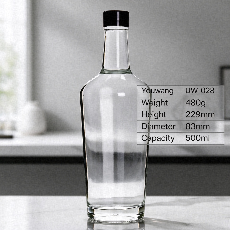 500ml Shoulder-Style Spirit Bottle, Clear Lead-Free Glass Bottle with Black Screw Cap, Custom Logo Available